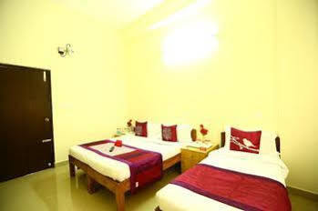 Capital O 10546 Parkway Inn Chennai Extérieur photo