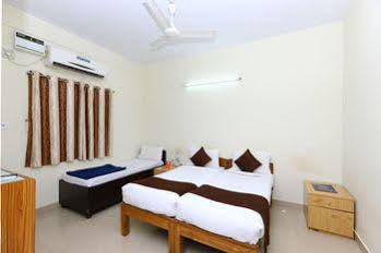 Capital O 10546 Parkway Inn Chennai Extérieur photo